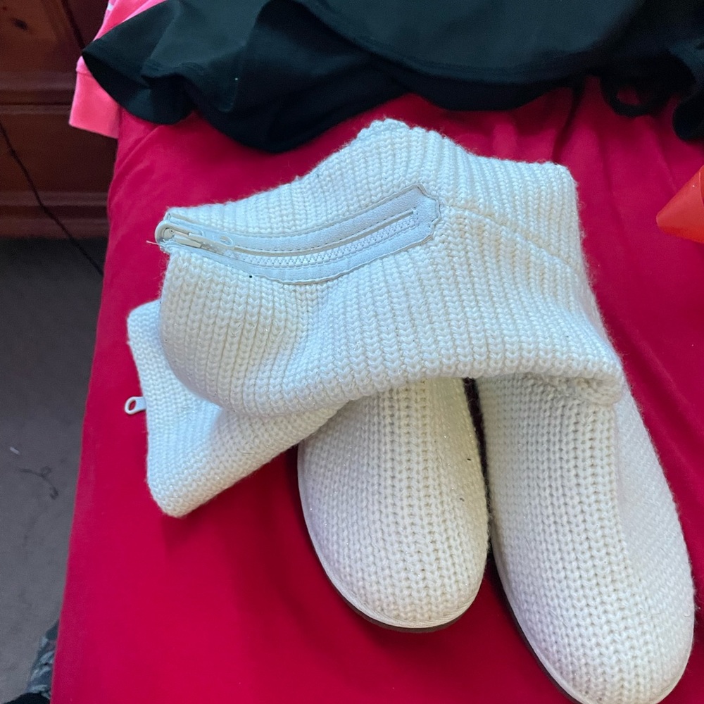 Sweater boots, size 6, white with silver specs.